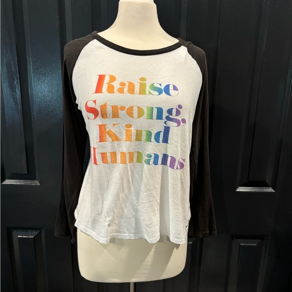 Chaser Tops - CHASER Graphic Tee